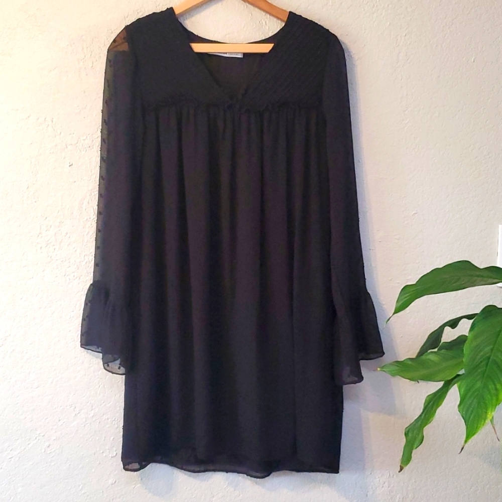 Zara basic black dress. size S. light & comfortable.